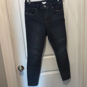 Good American Good Legs Skinny Jeans
